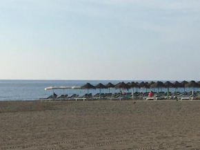 Гостиница Apartamentos Sol y Playa  Торремолинос